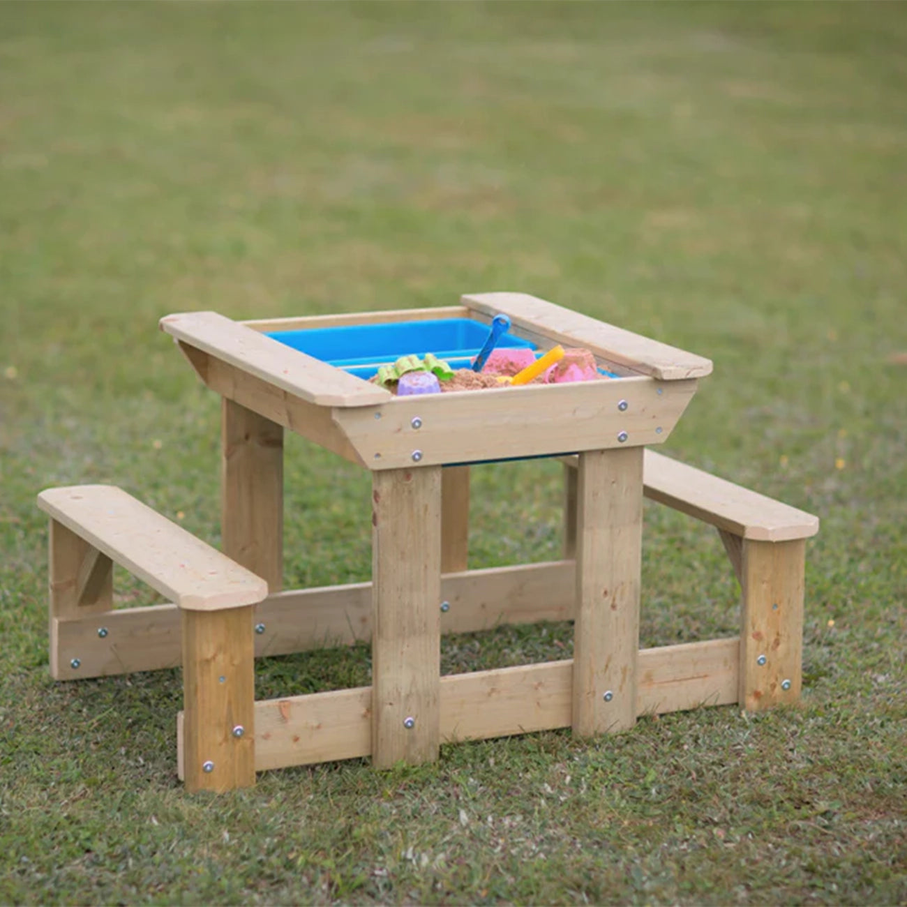 Masa de picnic  senzoriala pentru copii, cu bancute si loc pentru nisip si apa, +3ani, Wendi Toys