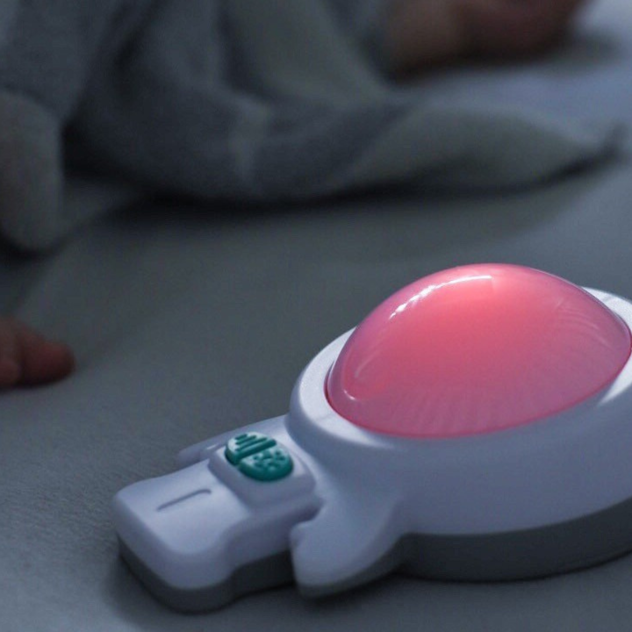 Dispozitiv pentru adormit bebelusi cu vibratii si lumini, Zed Rockit